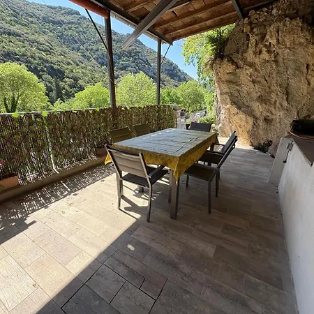 Le St Guilhem Appartement Saint-Guilhem-le-Desert