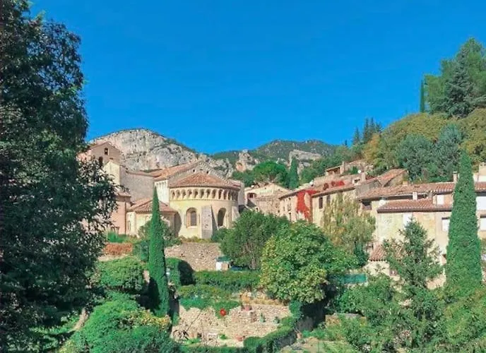 Le St Guilhem Appartement *