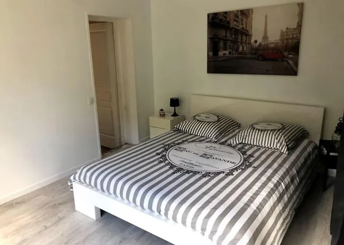 Le St Guilhem * Saint-Guilhem-le-Desert